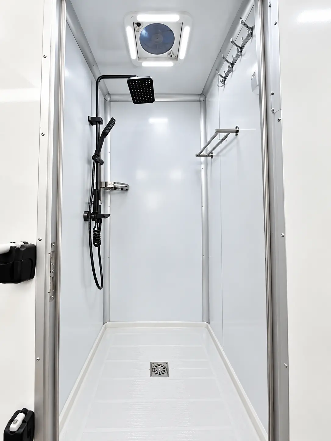 Shower Trailer available for rent in Florida